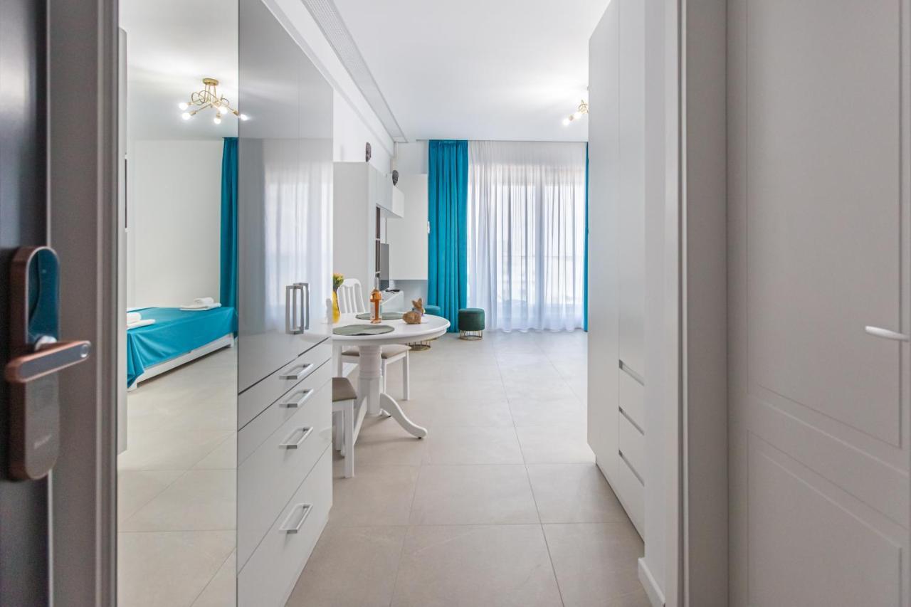 Sea On Aparthotel Mamaia Bagian luar foto