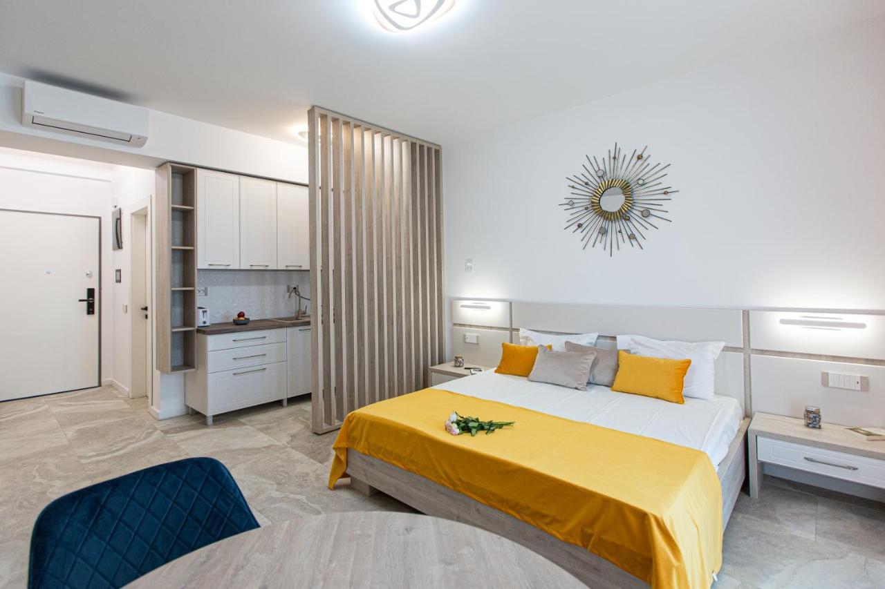 Sea On Aparthotel Mamaia Bagian luar foto